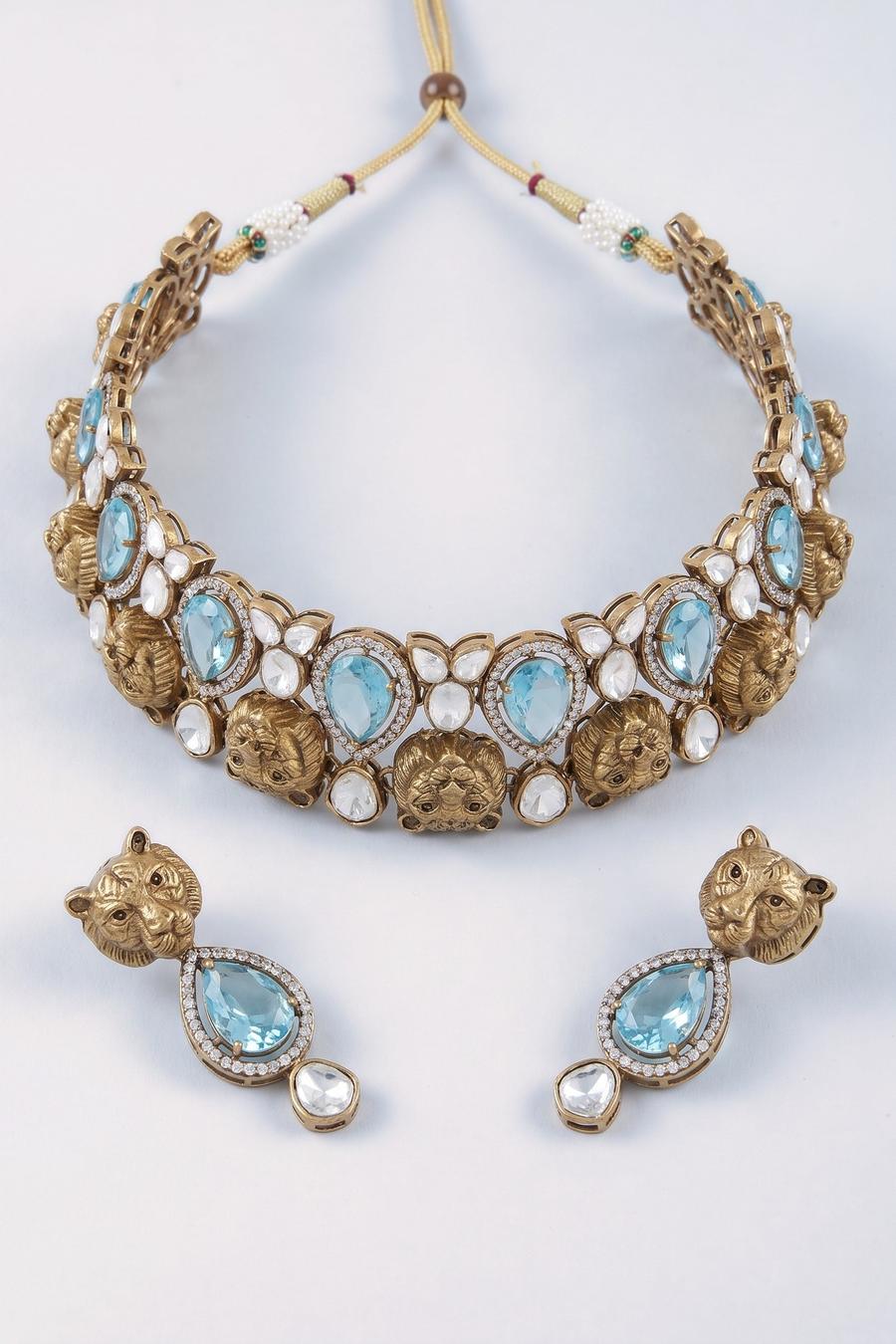 Crystal Kundan Antique Choker, close up of the work, detail 1