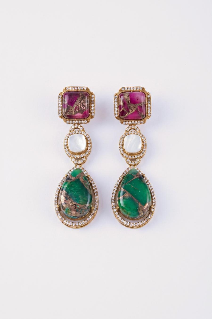 Ruby and Emerald Tiered Victorian Earrings, close up of the work, detail 2