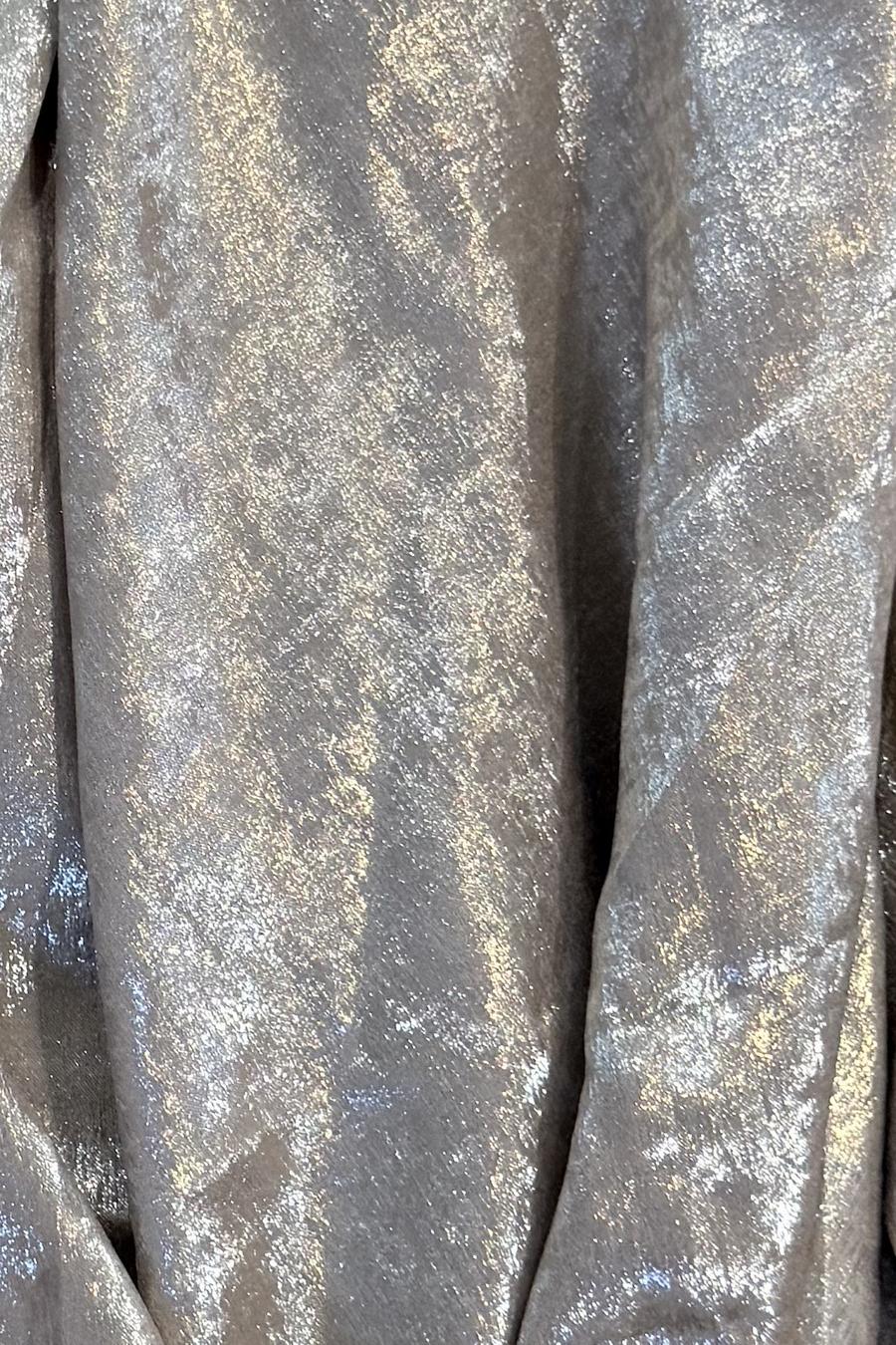 Silver lamé dupatta, close up of the crushed metallic silver fabric